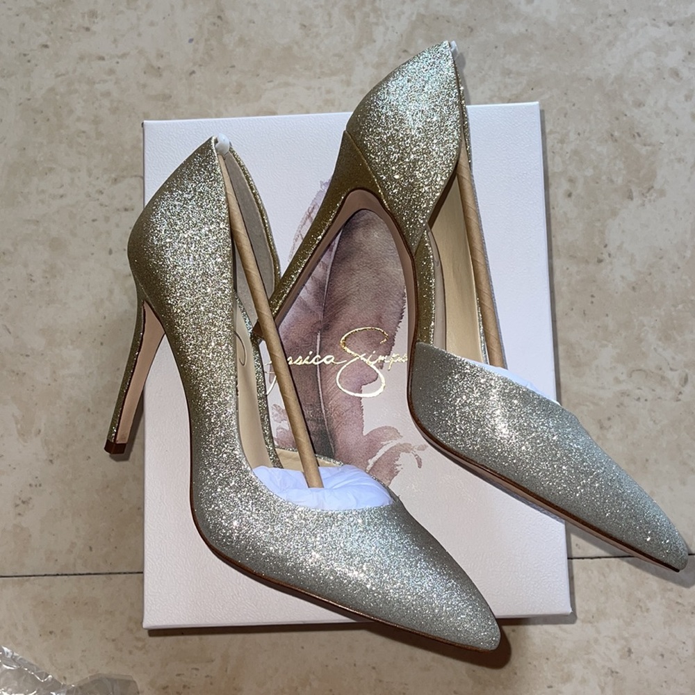 Jessica Simpson Pumps - Picture 5 of 7
